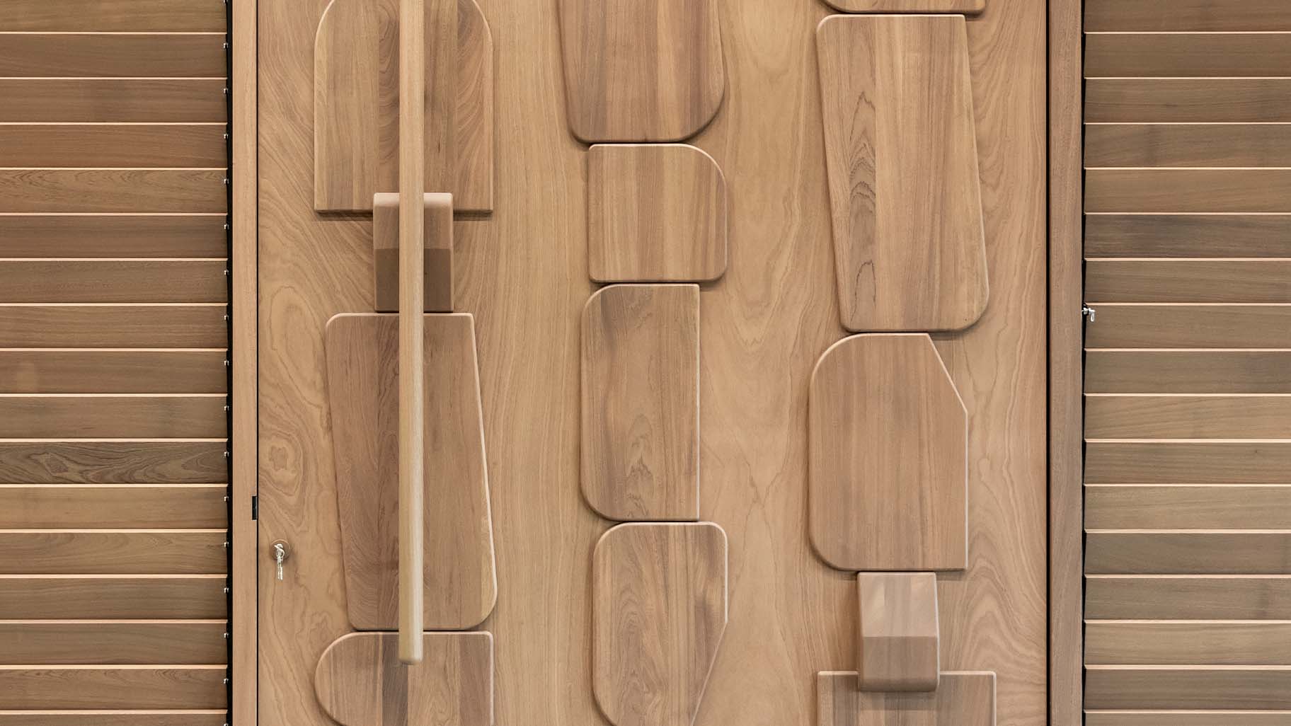 Mahonie taatsdeur Different Doors curacao