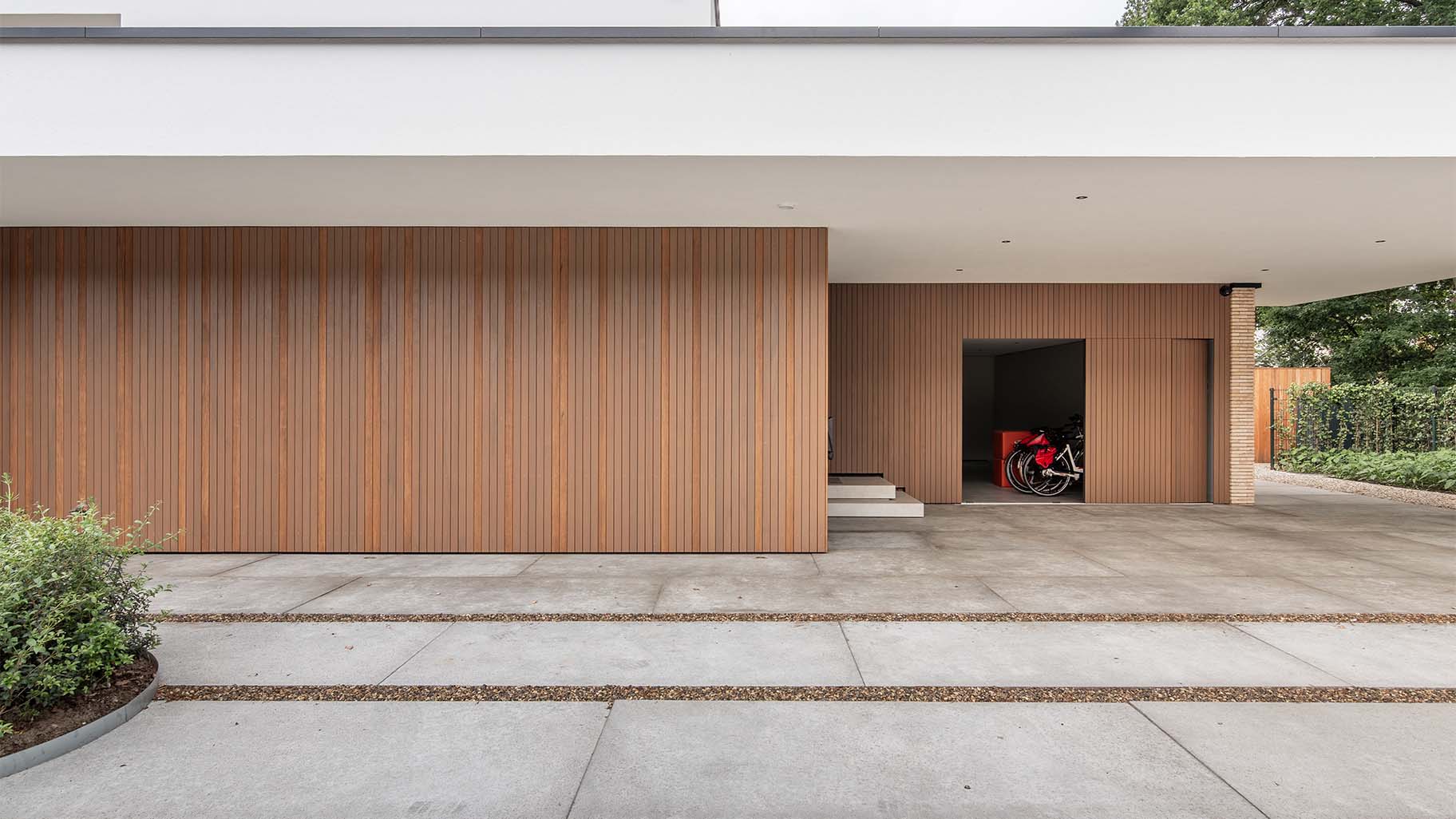 Zijwaartse garagedeur van Fraké