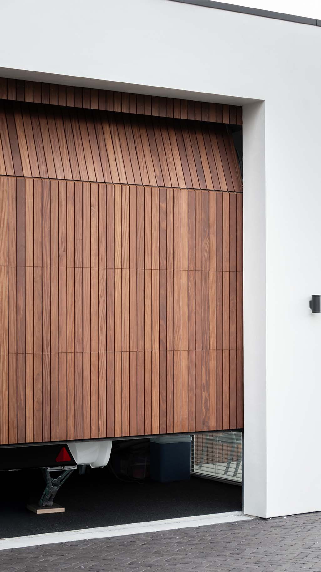 Vingerknel garagedeur