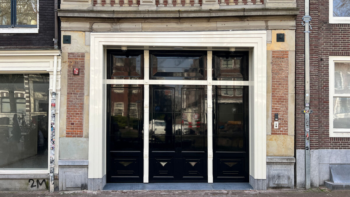Garagedeur monumentale woning