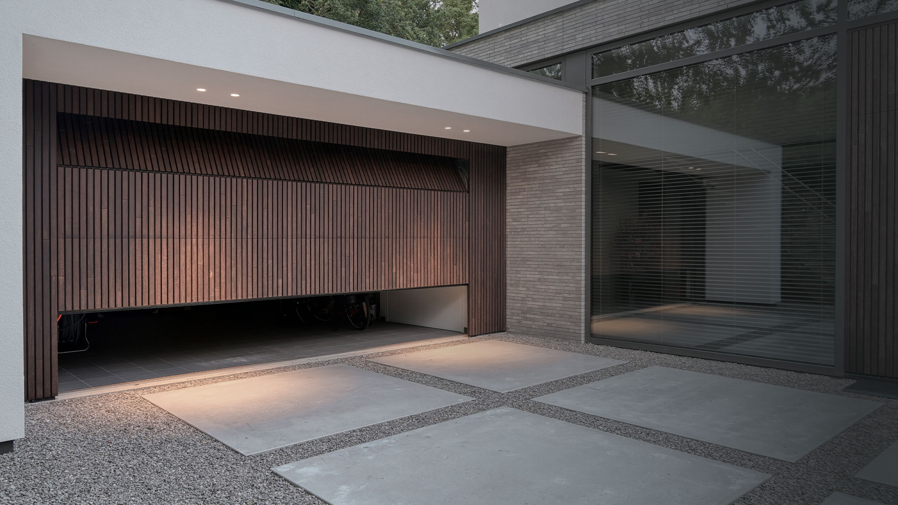 Zijwaartse garagedeur Different Doors