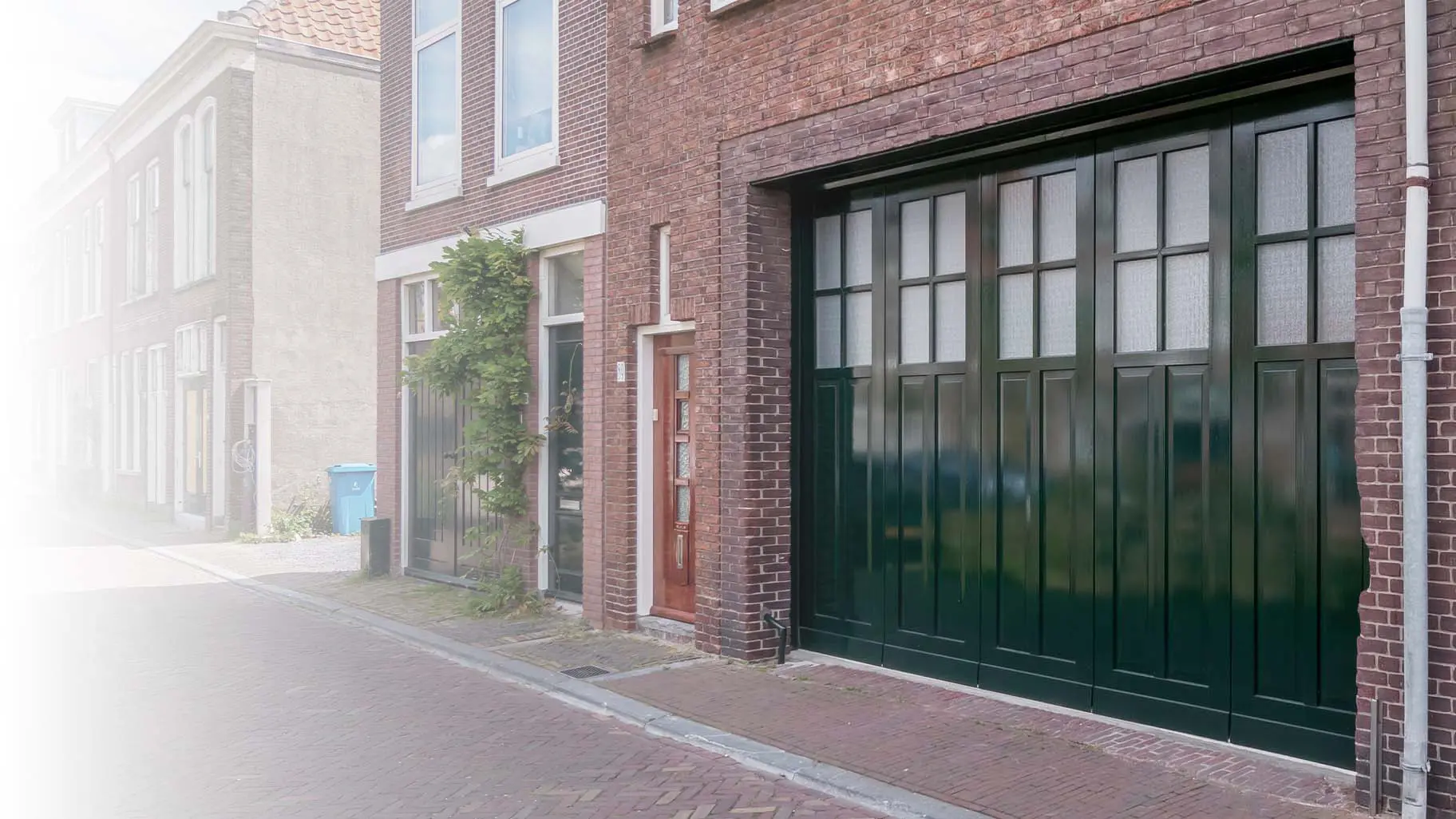 Project: Klassieke zijwaartse garagedeur | Different Doors