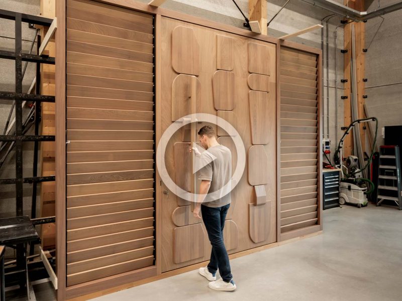 video taatsdeur different doors