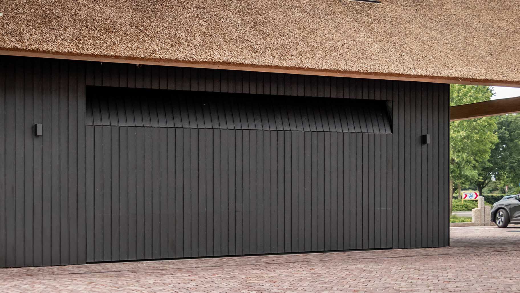 Eikenhouten sectionaaldeur