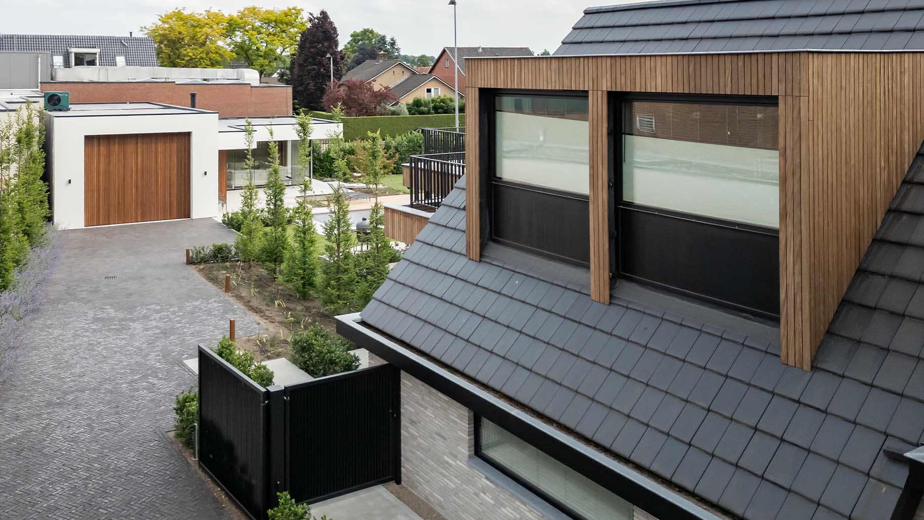 Different Doors garagedeur