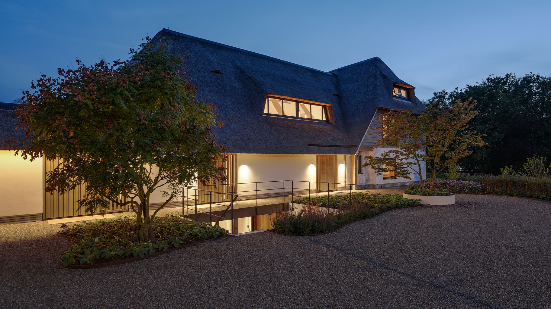 Afrormosia houten deuren Different Doors